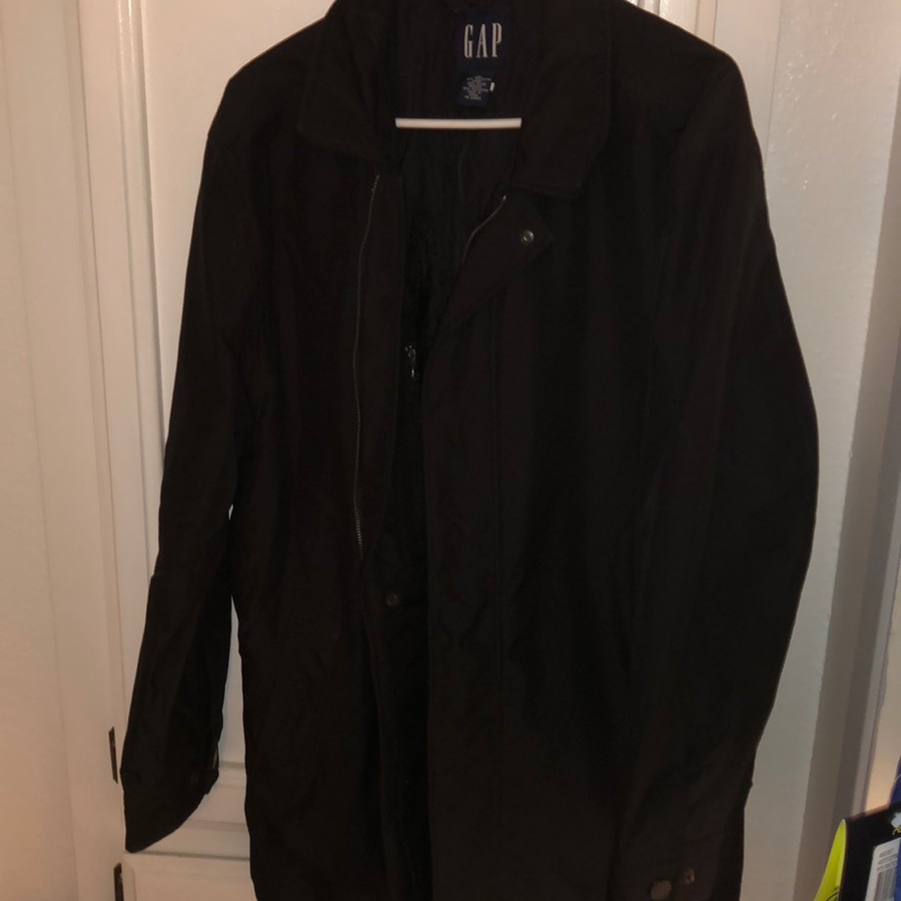 For someone about 6ft it is long. Warm.